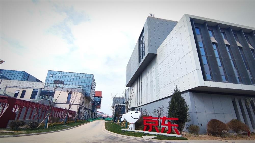 人民網(wǎng)、新華網(wǎng)、大眾網(wǎng)、濟(jì)南電視臺(tái)等多家媒體重磅報(bào)道產(chǎn)發(fā)集團(tuán)高質(zhì)量發(fā)展 成果經(jīng)驗(yàn)